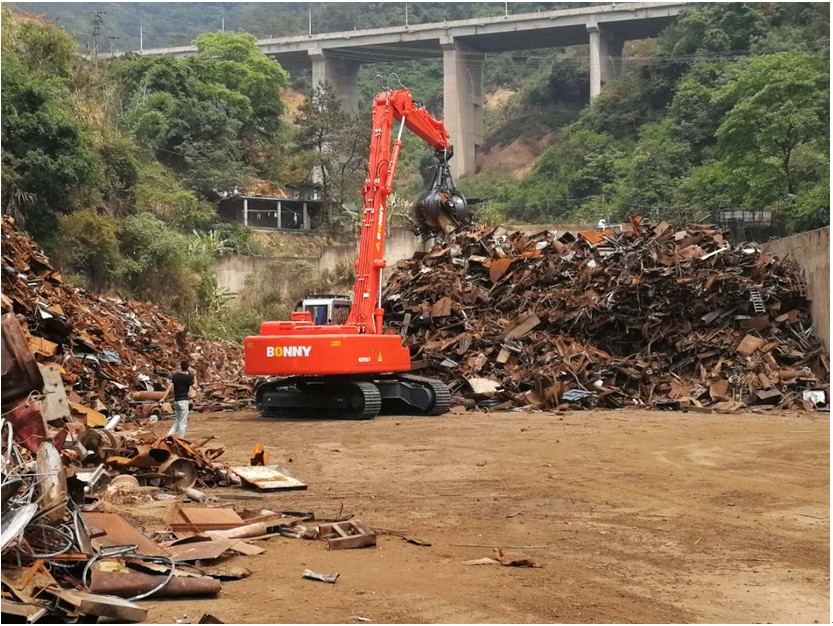 1524188591238137.jpg 抓鋼機(jī).jpg