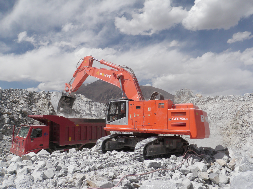 挖掘機.png 挖掘機.png