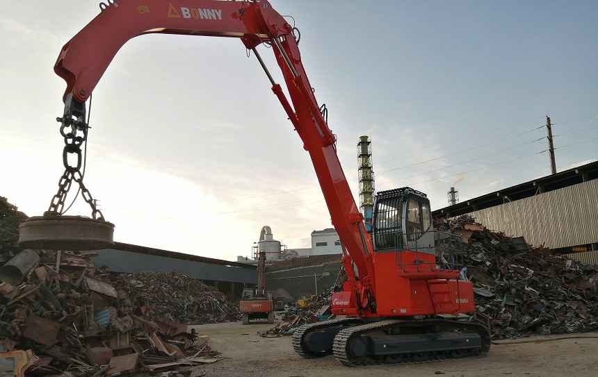 抓鋼機.jpg 抓鋼機.jpg